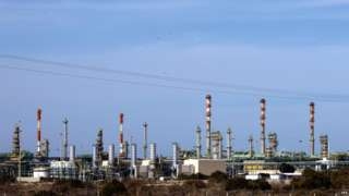 Libya violence: Italian workers freed